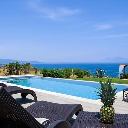 Sea Breeze Villa *