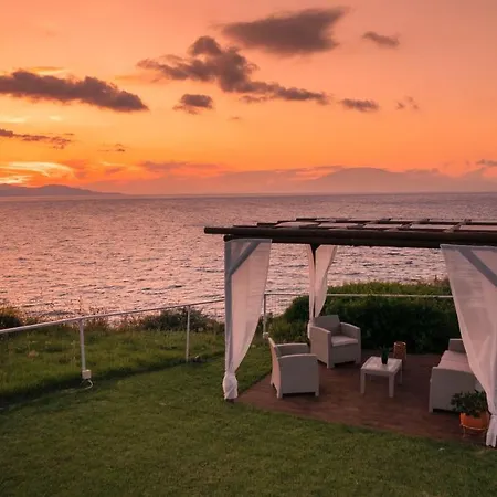 Sea Breeze Vila *