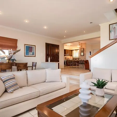 Villa Sea Breeze Planos