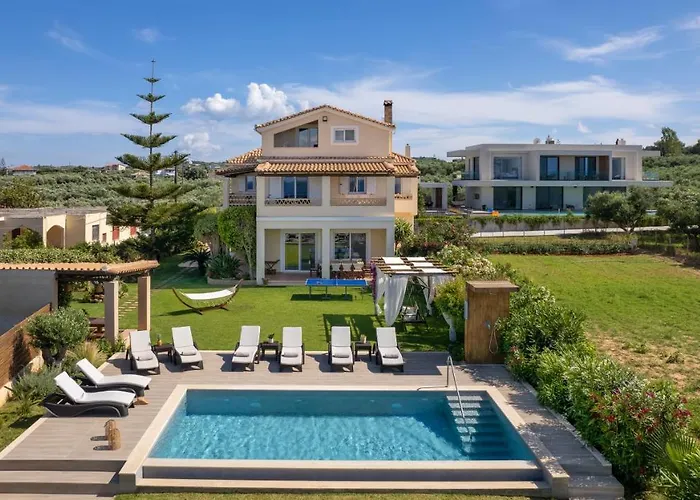 Sea Breeze Villa Planos