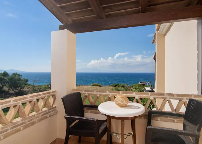 Sea Breeze Villa Planos